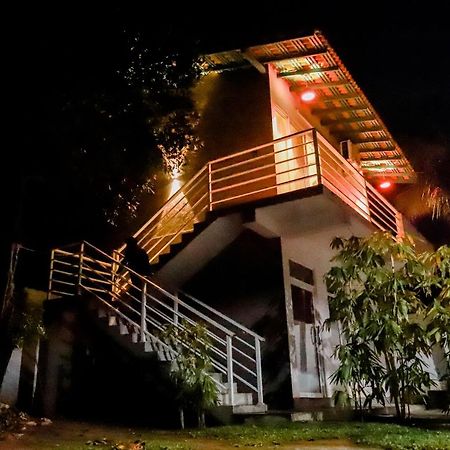 Stairway Way To Heaven Apartment Ambalangoda  Exterior photo