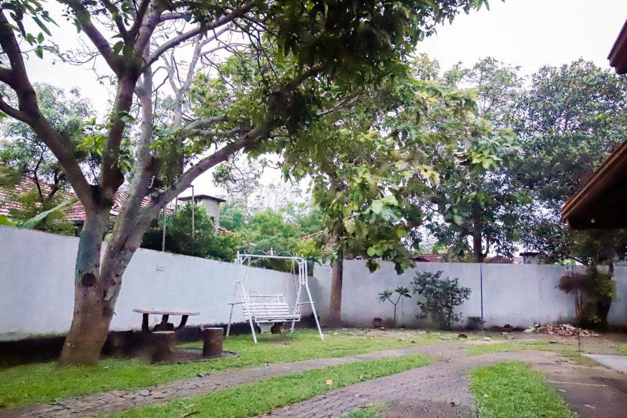 Stairway Way To Heaven Apartment Ambalangoda  Exterior photo